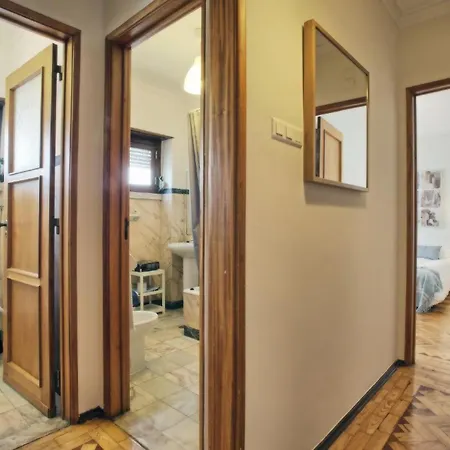 Für 20 Personen In Lissabon, Regio De Costa De - B58258 Apartment *
